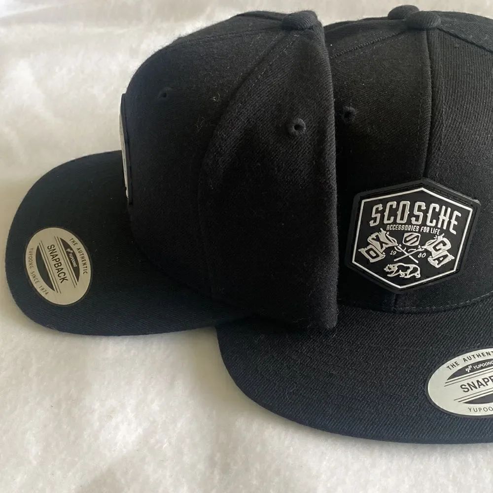 SCOSCHE Bear Logo SnapBack Hat - Picture 3 of 7